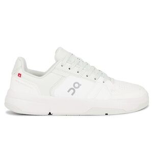 On Running White Sneakers The Roger Clubhouse Sneaker in White & Iceberg
On 7.5